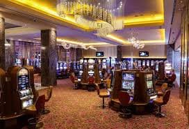 Privacy and responsible gaming note beside the 7000 bet Game Lobby interface